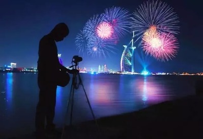 新年怎么可以缺少烟花,西安王老师摄影培训带你学习烟花拍摄技巧
