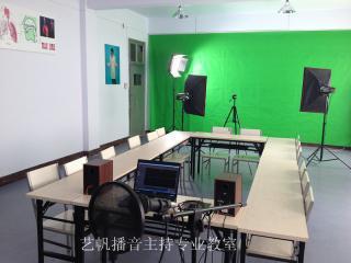 郑州艺帆高考艺术培训师生风采_郑州艺帆高考艺术培训照片相册