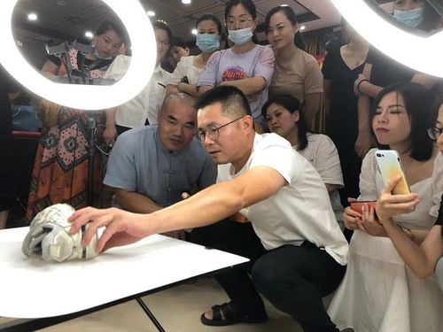 萧江镇社区学校举办产品摄影培训 育人才助力经济发展