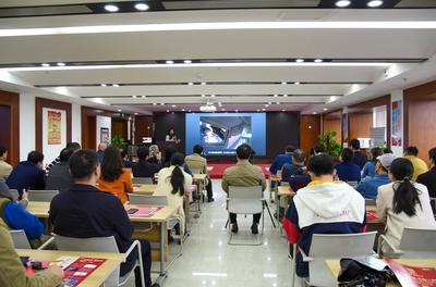 醴陵市摄影家协会会员大会暨首次公开摄影培训课召开